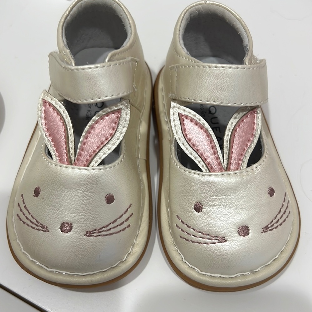 Easter Wee Squeak Bunny Pearl White Shoes
